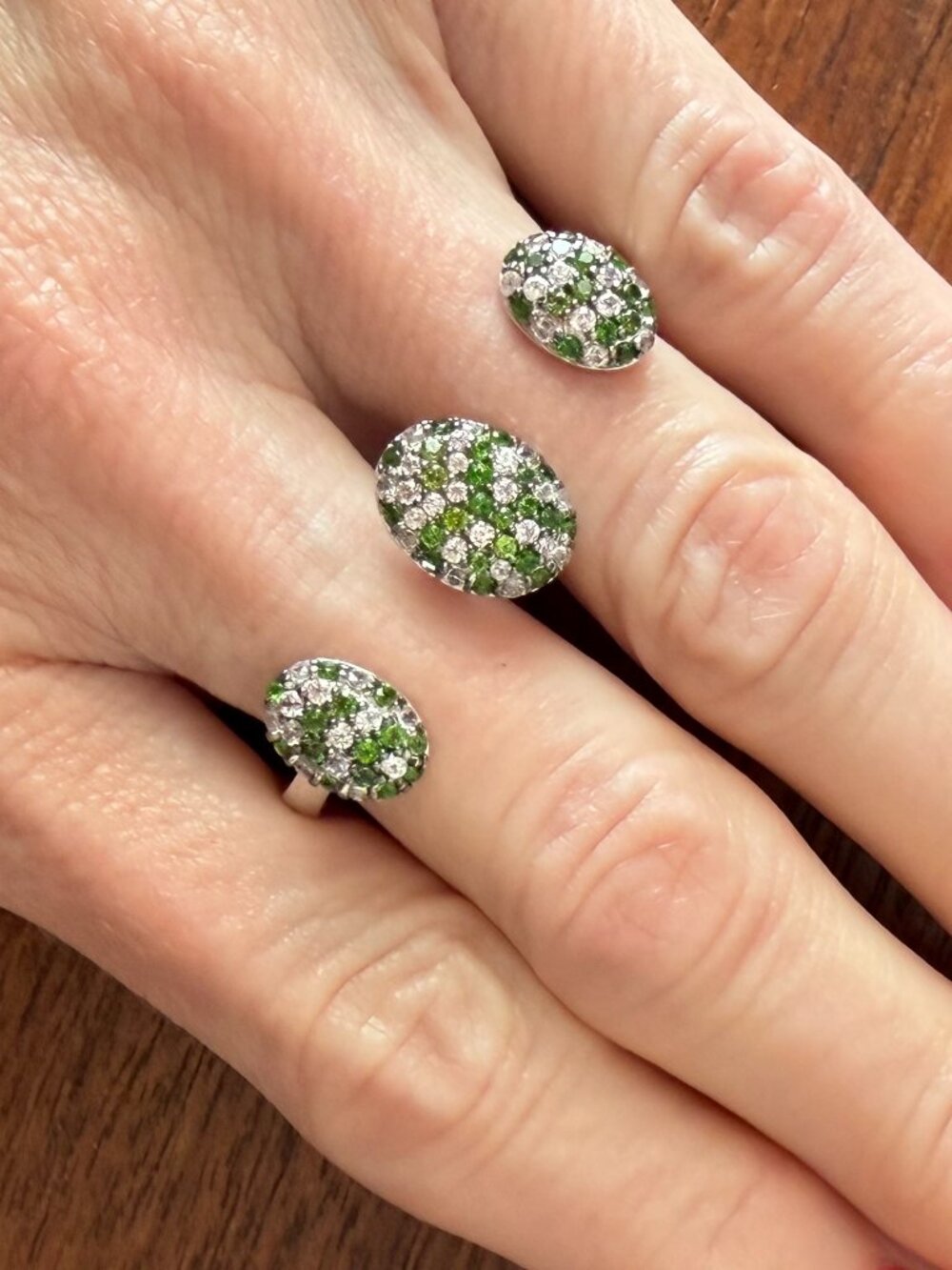 RARITIES Carol Brodie Chrome Diopside two-Finger Sterling Ring